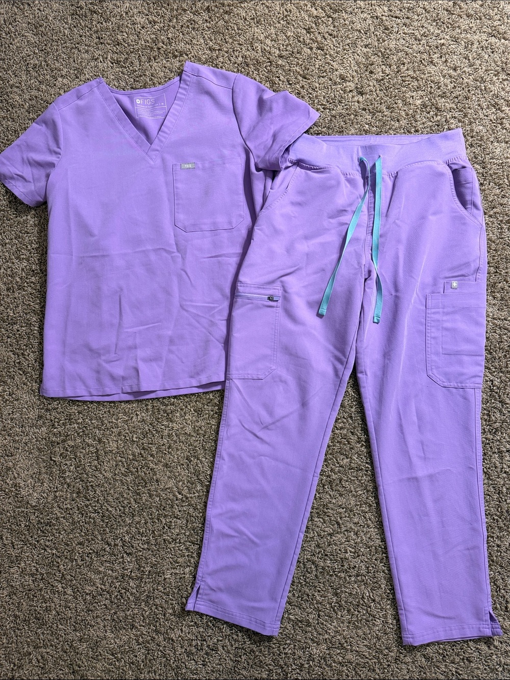 Figs Lavender Scrub Set with Teal Drawstrings